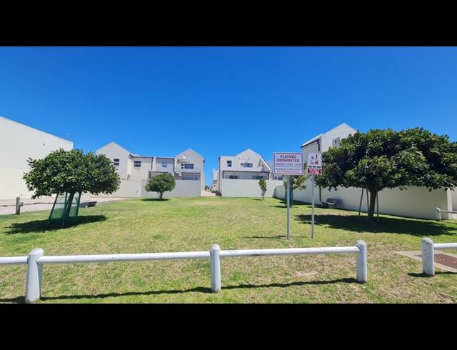 3 BEDROOM HOUSE FOR SALE IN VILLA DIAMANTE